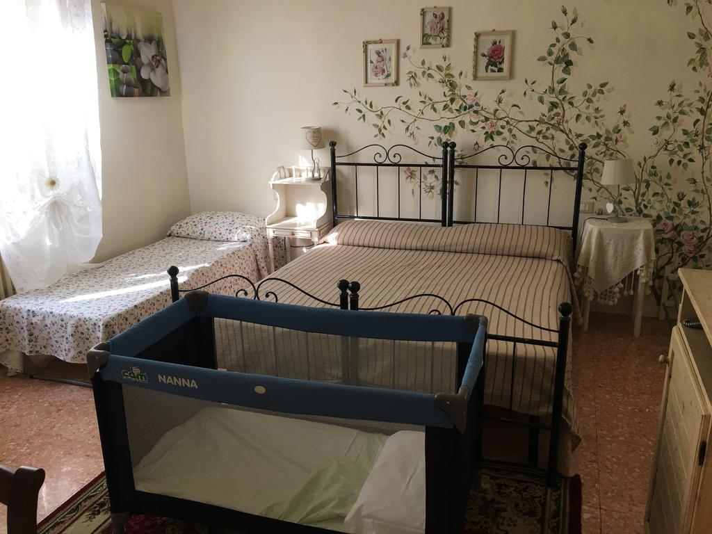 Affittacamere La Casa Di Ugo Ciglione Buitenkant foto