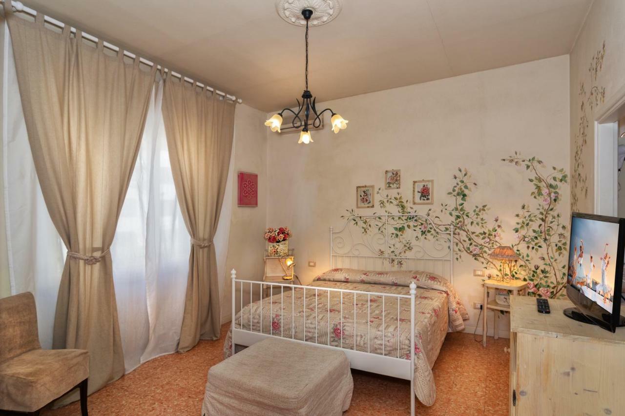 Affittacamere La Casa Di Ugo Ciglione Buitenkant foto