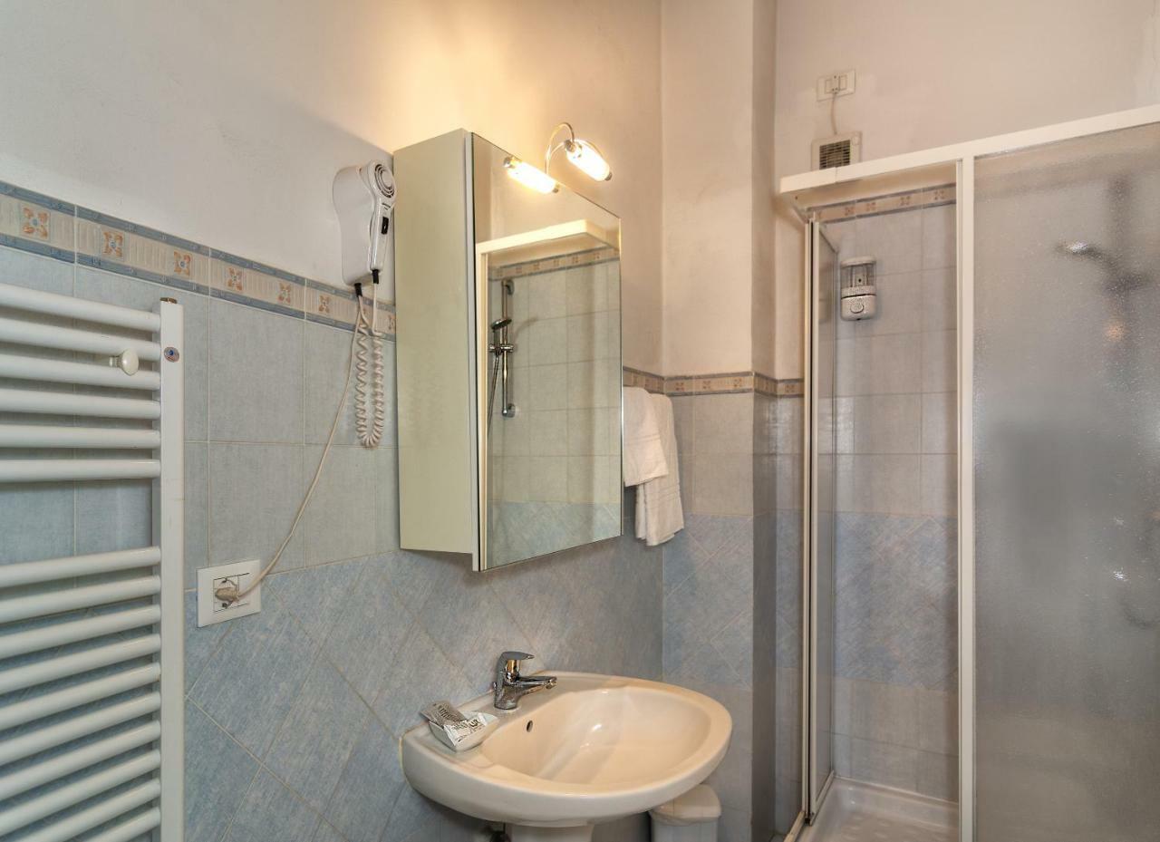 Affittacamere La Casa Di Ugo Ciglione Buitenkant foto