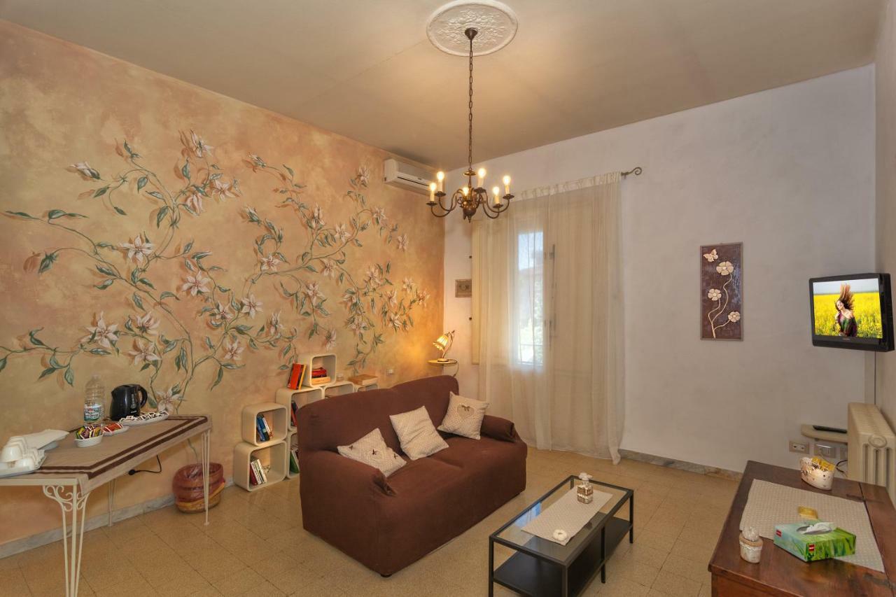 Affittacamere La Casa Di Ugo Ciglione Buitenkant foto