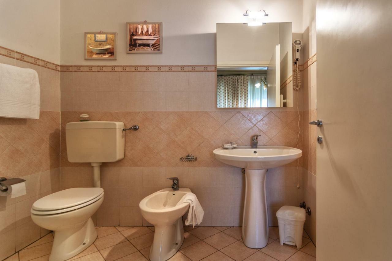 Affittacamere La Casa Di Ugo Ciglione Buitenkant foto