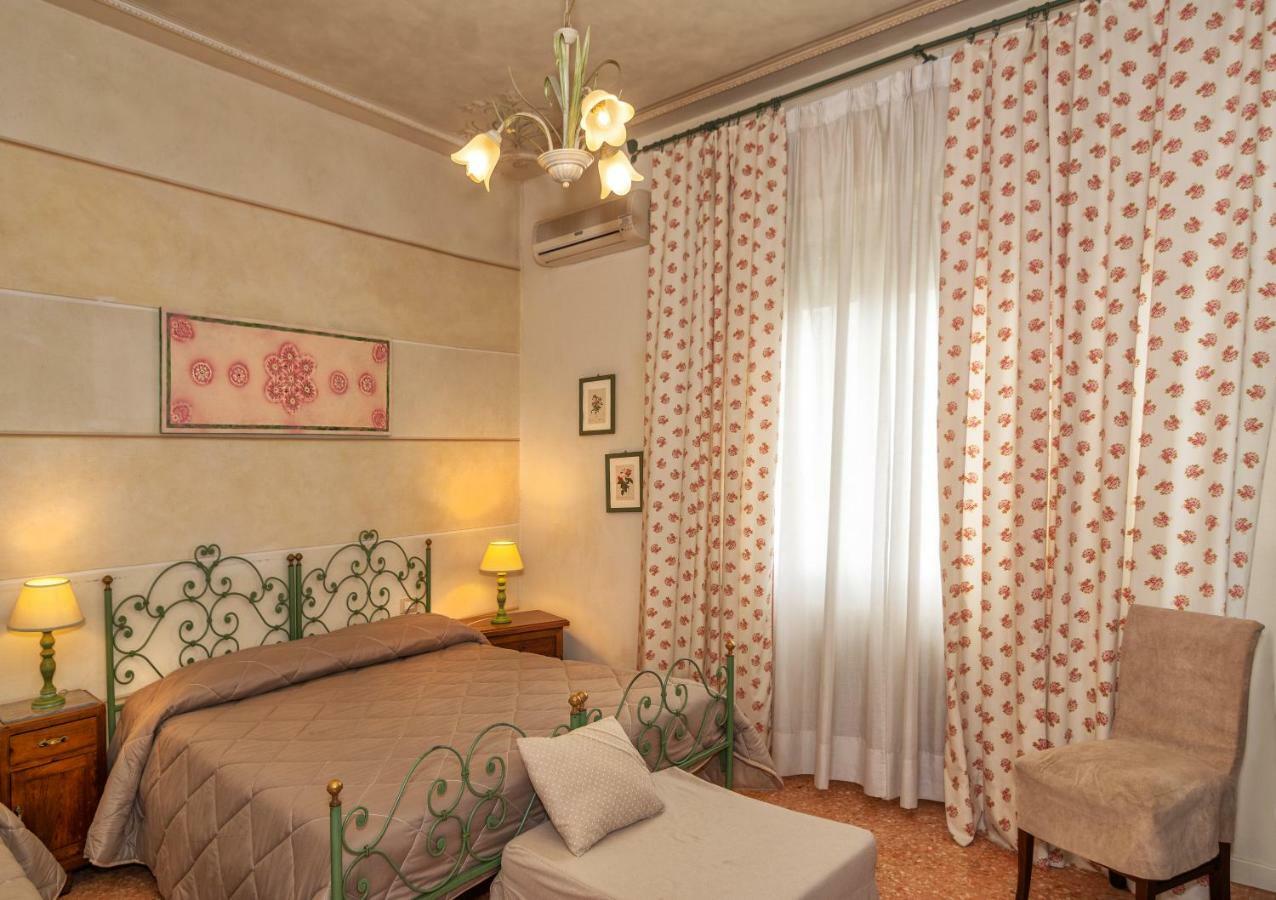 Affittacamere La Casa Di Ugo Ciglione Buitenkant foto
