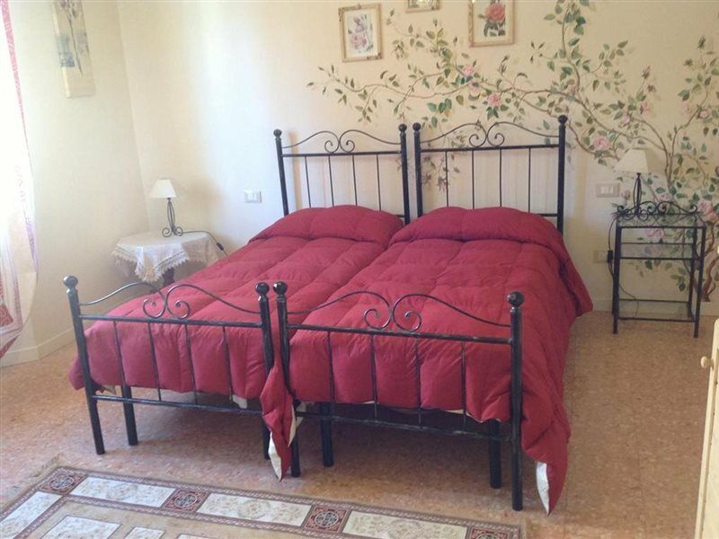 Affittacamere La Casa Di Ugo Ciglione Buitenkant foto